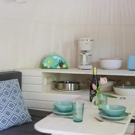 Iglucraft Tiny Haus Im Naheland I Wasserspielpatz I W-Lan مكان تخييم